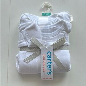 New with tags 3 month Carters white long sleeve bodysuits 3 pack